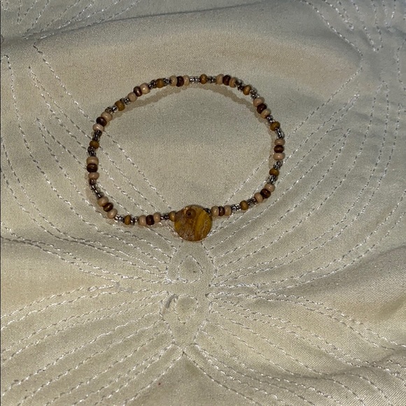 Two bracelets - Picture 2 of 6